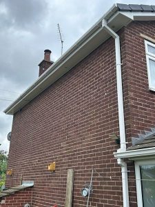 oldham-soffits-guttering-dry-verge-replacements-06